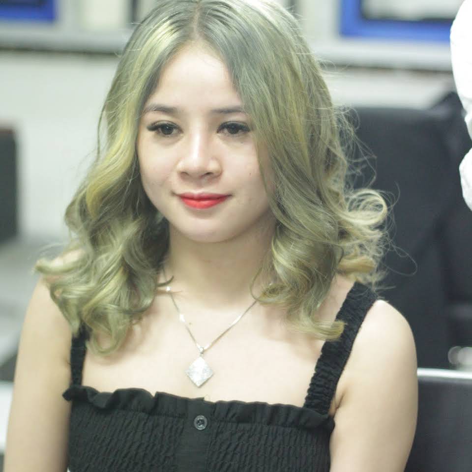 Cắt tóc